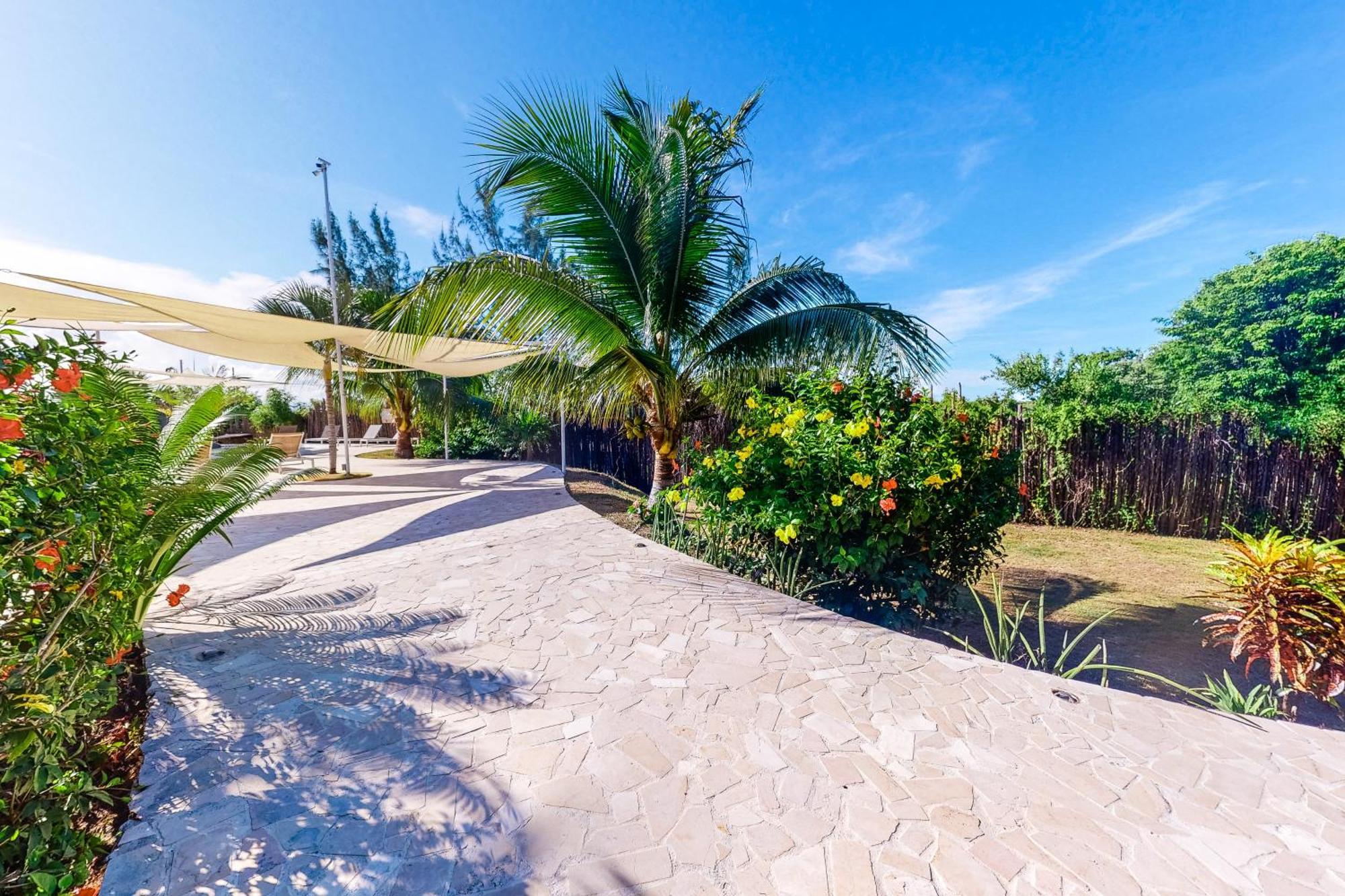Swan Villas Maya Beach Bilik gambar